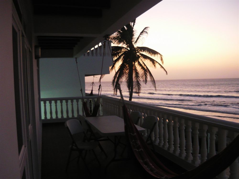 Hotel Emblema Playa Manzanillo Exterior foto